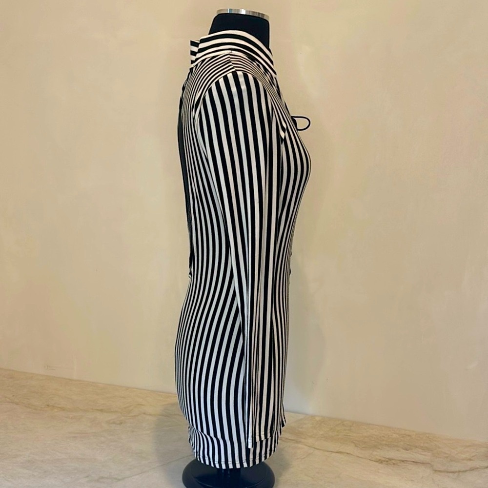 GUESS NWOT Striped Lace Up Open Back Bodycon Mini Dress SIZE Large RUNS SMALL - Picture 3 of 7